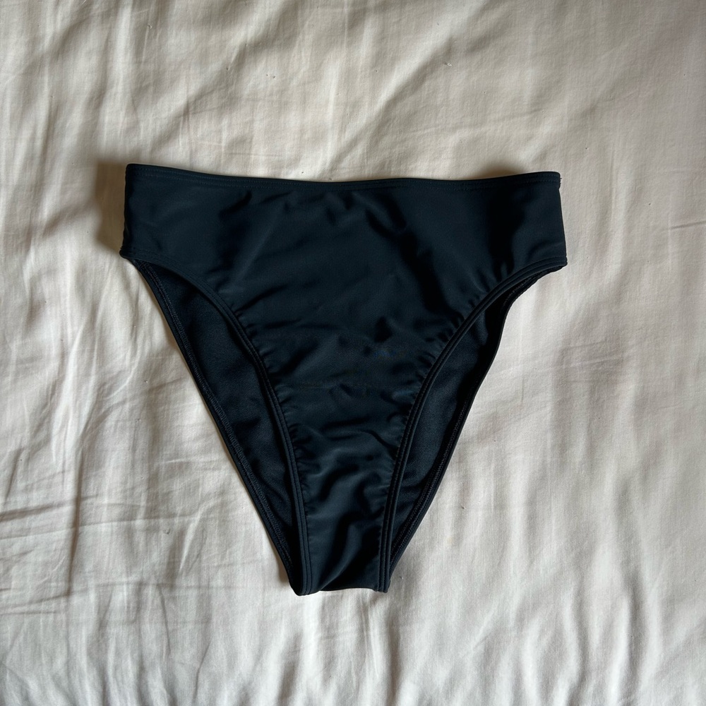 Hollister Black Bikini High-Cut Swimwear